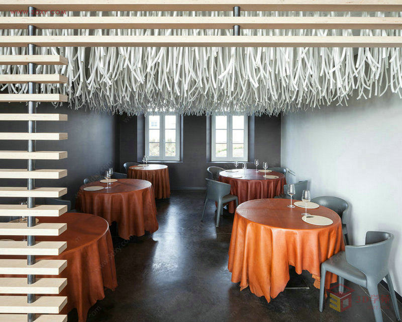 【创意分享】巧妙装点的比利时餐厅